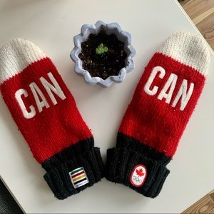 HUDSON'S BAY | team canada gloves mittens winter olympics